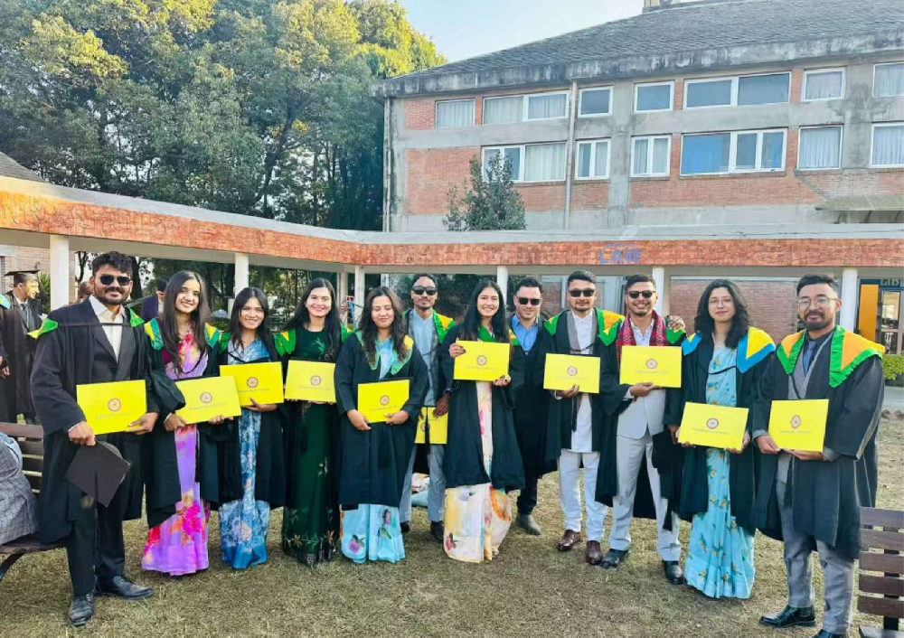 学术背景赋能公共治理：加德满都大学校友在国家发展中的重要担当